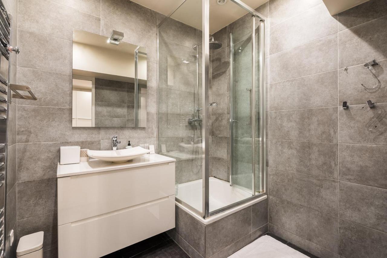 Spacious Apartment-2Br-4P-Boulevard Saint-Germain باريس المظهر الخارجي الصورة